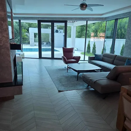 The Bunica Villa *